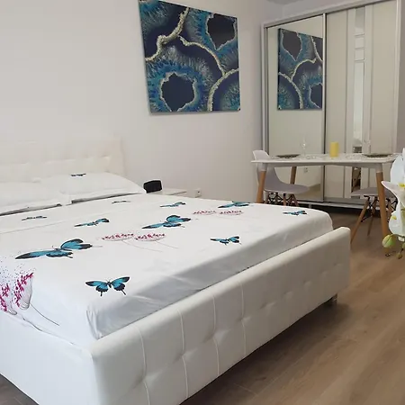 Apartamento Urban Plaza Garsoniera Magnolia *